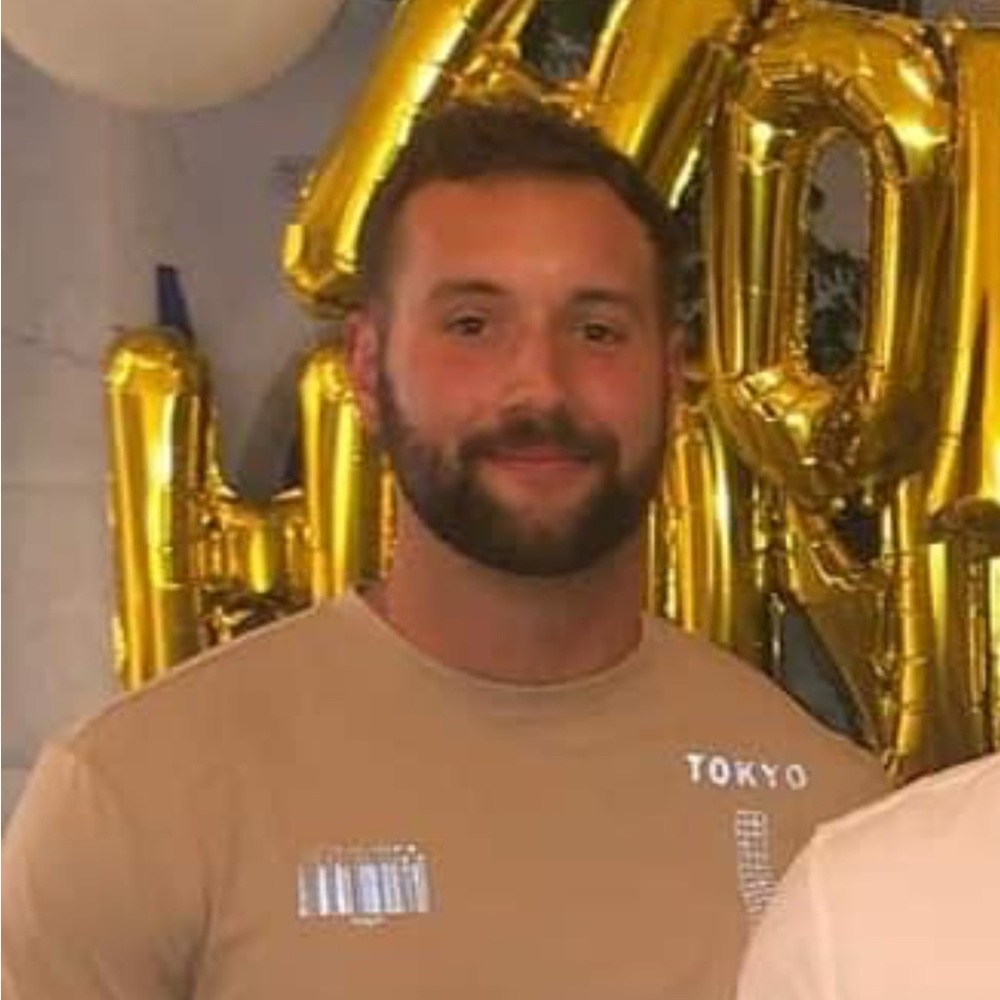 Meet your Posher, Chase